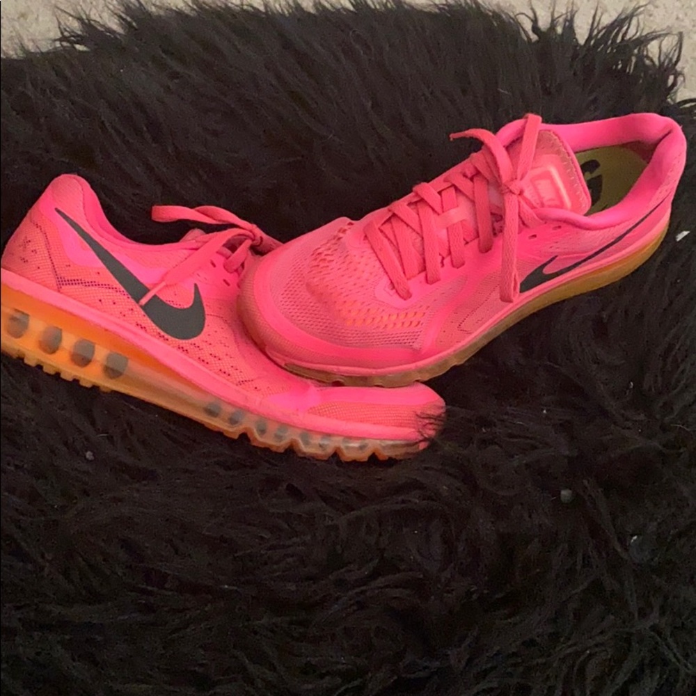 Pink Nike Air Max